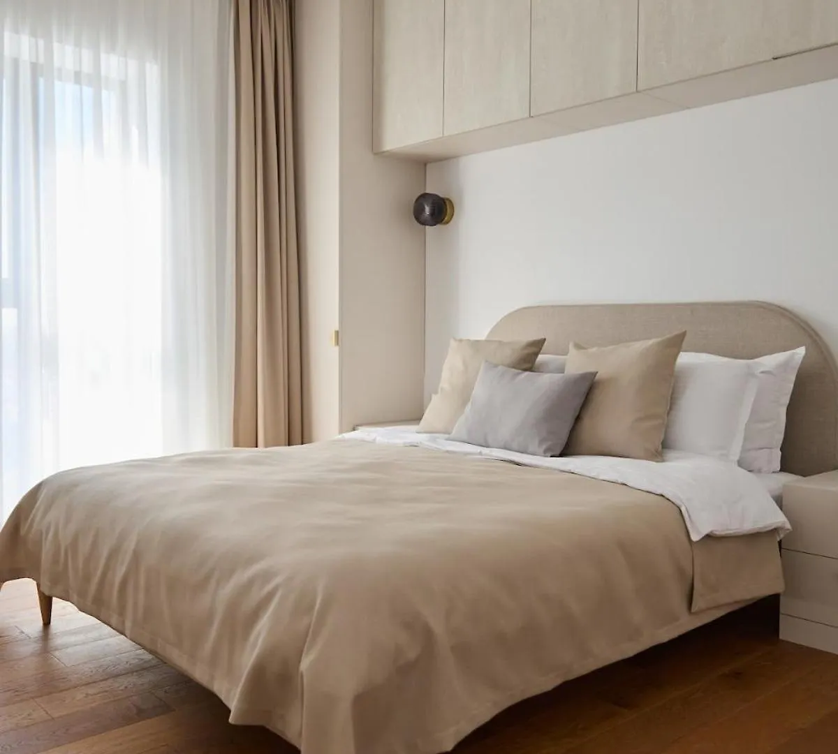White I One Bedroom Apartment I One Cotroceni Park Bucharest