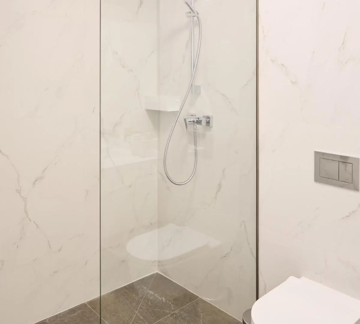 White I One Bedroom Apartment I One Cotroceni Park Bucharest