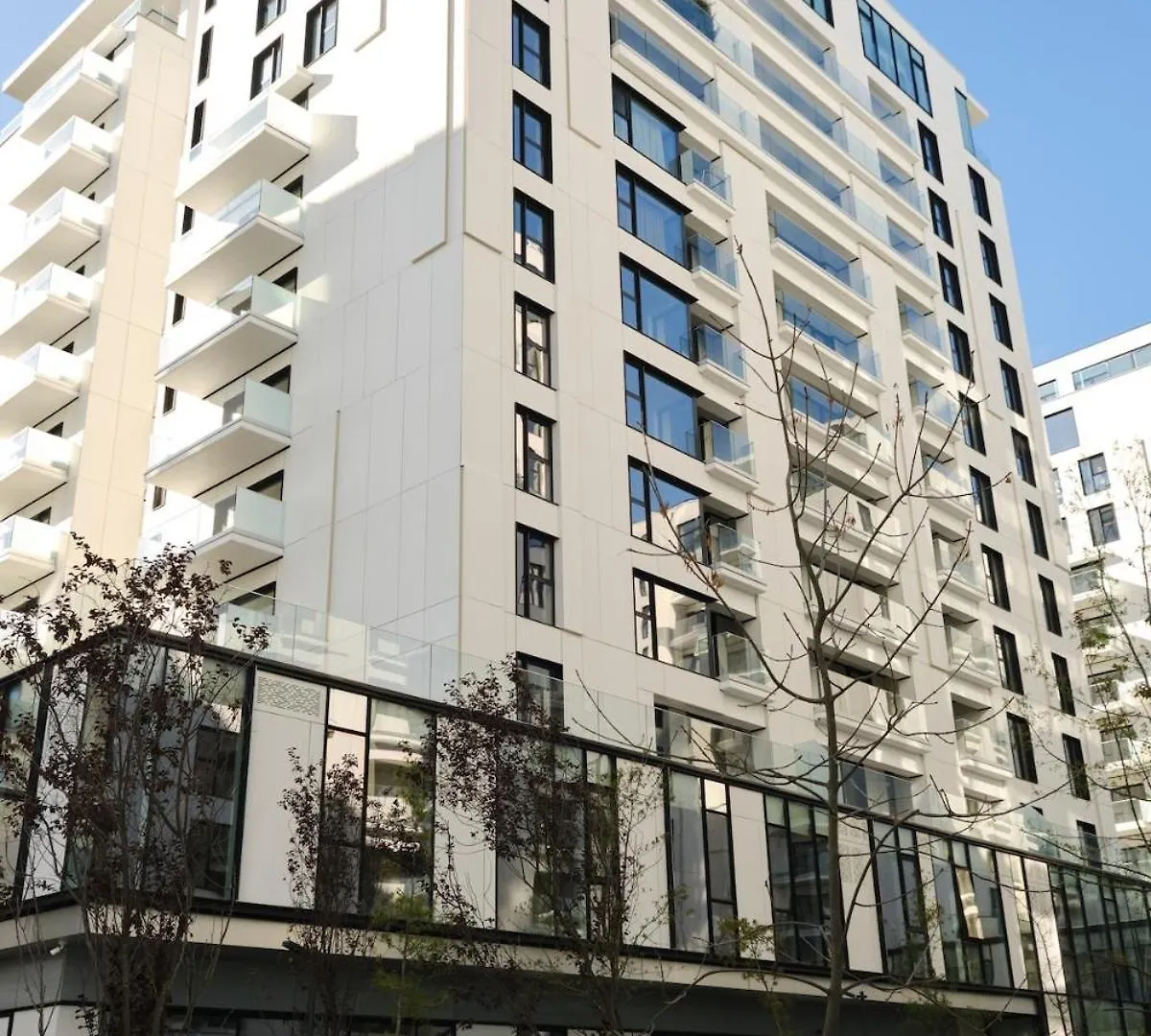 White I One Bedroom Apartment I One Cotroceni Park Bucharest
