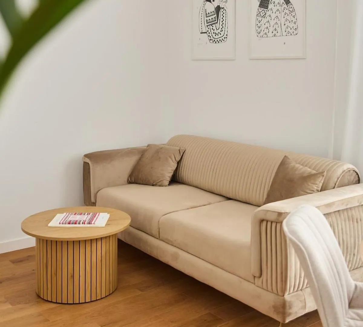 White I One Bedroom Apartment I One Cotroceni Park Bucharest